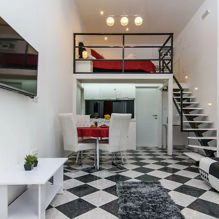 Studio Apartman Rea Trogir Exterior photo