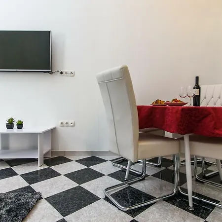 Studio Apartman Rea Trogir Exterior photo