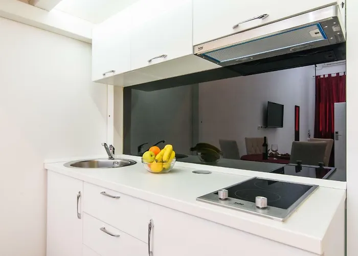 Studio Apartman Rea